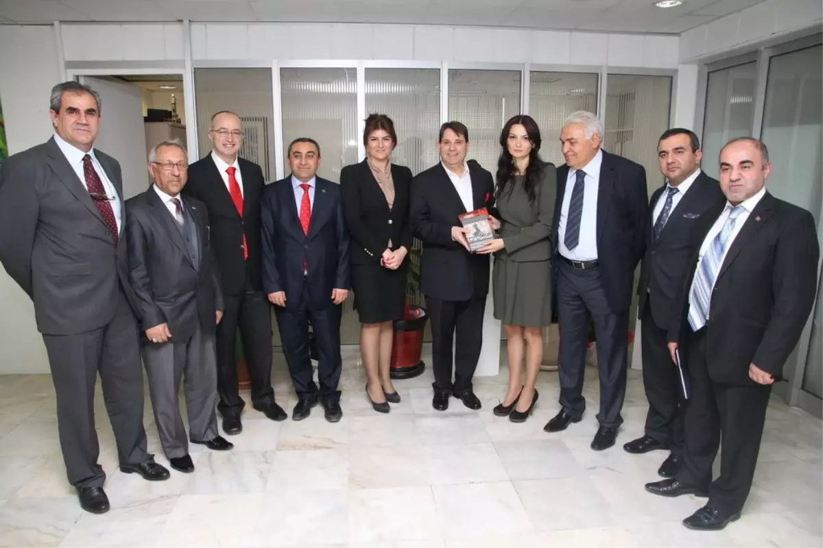 Başkan Tartan Azeri Vekille Bir Araya Geldi