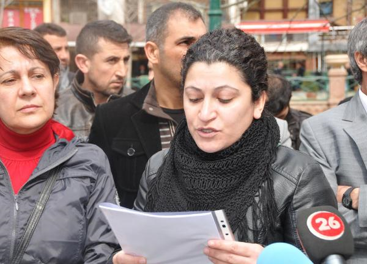 BDP Eskişehir Kadın Kolları Yetkilisi Açıkyüz: Bursaspor Kapatılsın