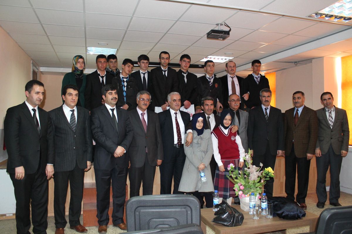 Bingöl\'de Kur\'an-I Kerim ve Ezan Okuma Yarışması