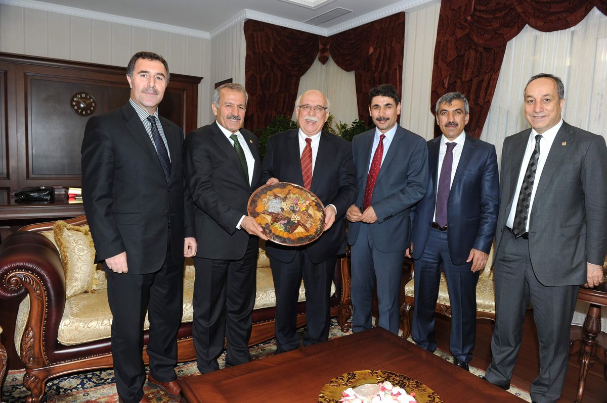 Bölge Milletvekillerinden Milli Eğitim Bakanı Nabi Avcı\'ya Ziyaret