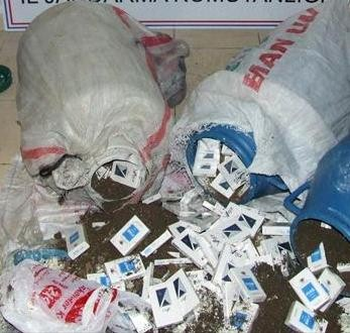 Bulanık\'ta Kaçak Sigara Operasyonu
