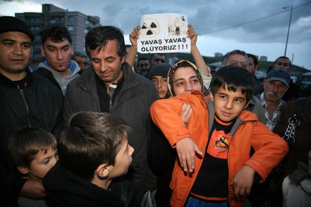 Çöp Tırlarını Depolama Alanına Sokmadılar