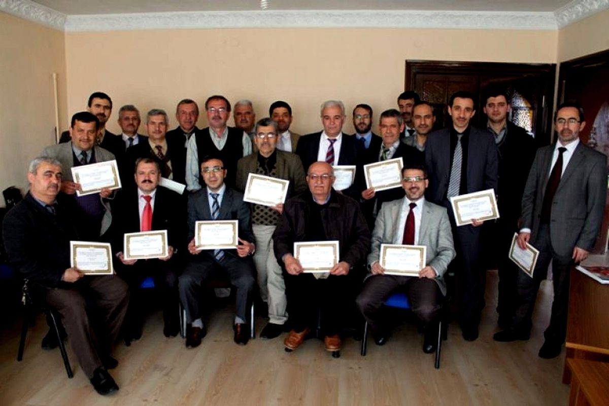 Din Görevlilerine 'Yüz Yüze Vaaz' Kursu