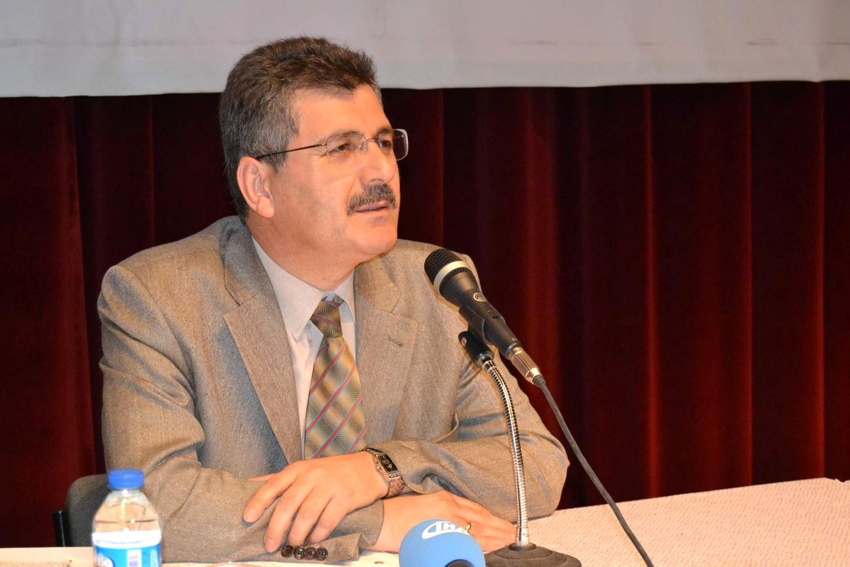 Erü Edebiyat Fakültesi Öğretim Üyesi Prof. Dr. Nevzat Özkan Açıklaması