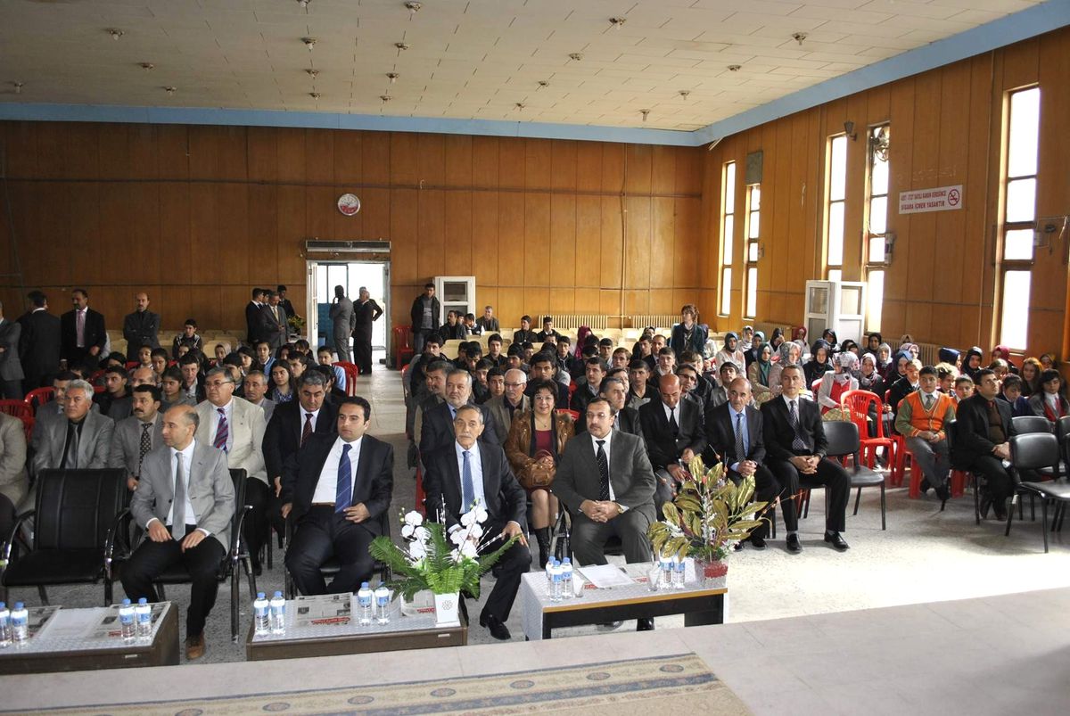 Gölbaşı İlçesinde İstiklal Marşının Kabulü Kutlandı