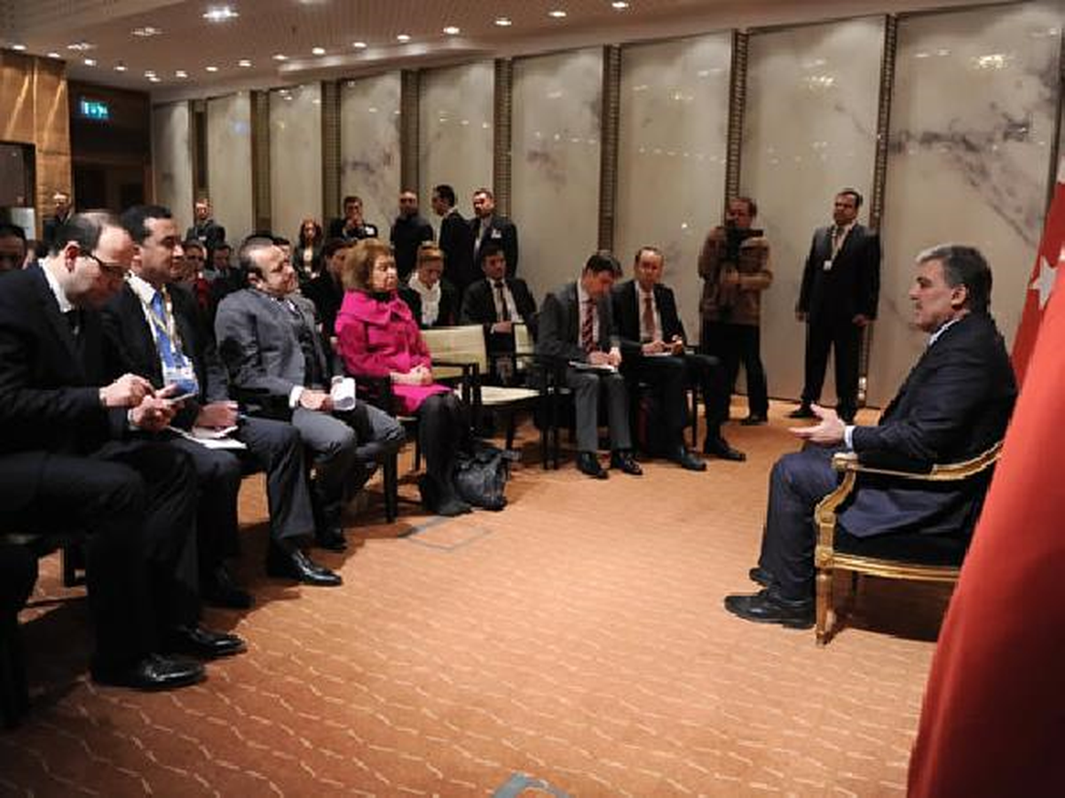 Gül: Başbakan\'ın Rahatsızlığıyla İlgili Büyütecek Bir Şey Yok (3)