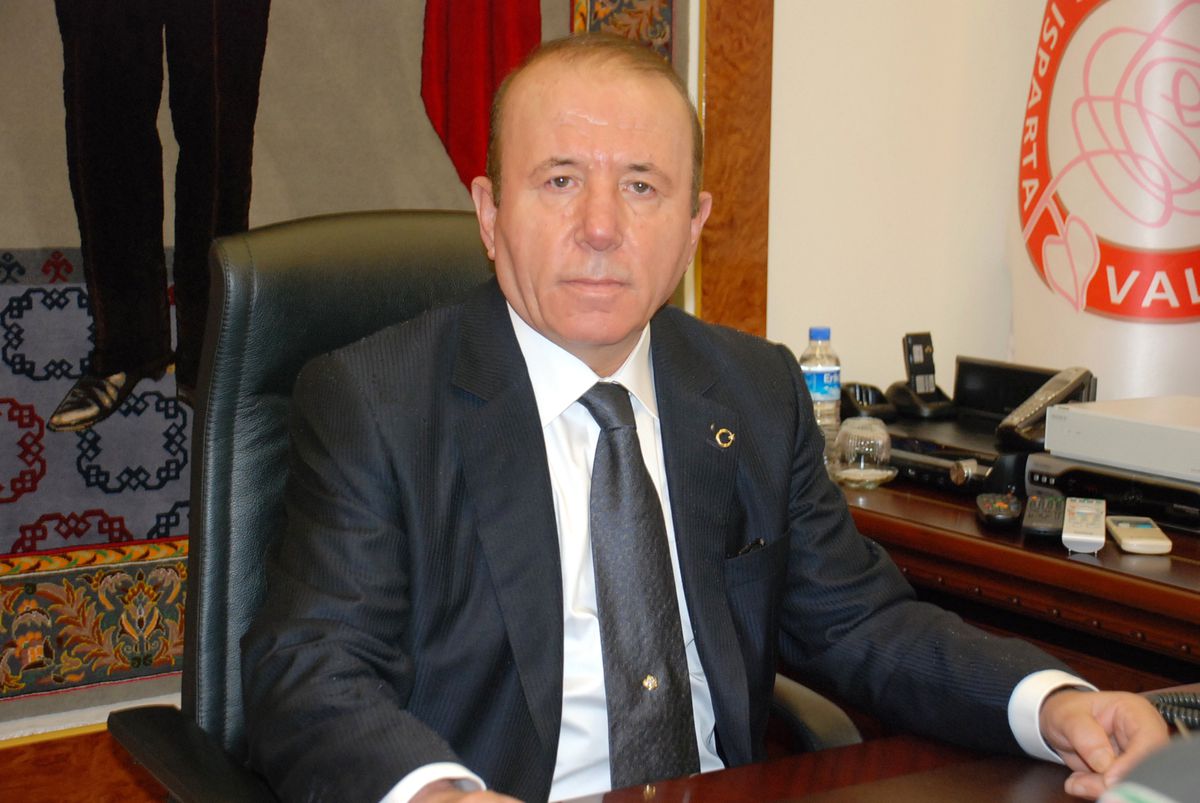 Isparta\'da Açıkta Alkol Alınması Yasaklandı