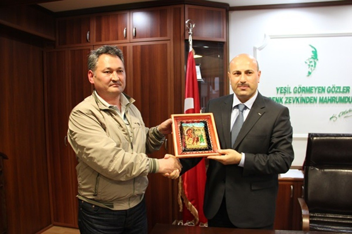 Kırgızistanlı Ormancılar Adapazarı Orman Bölge Müdürlüğünü Ziyaret Etti
