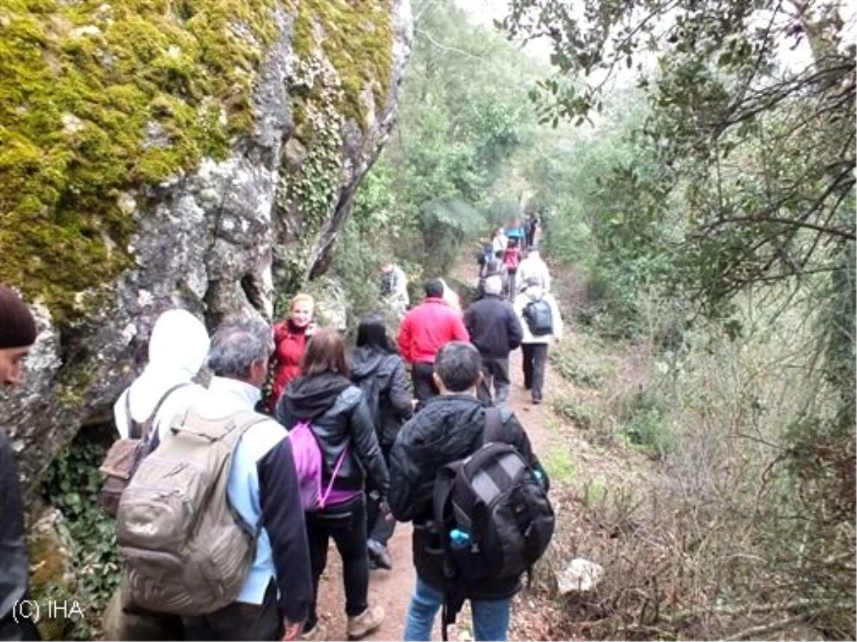 Madoks\'tan Termessos ve Karain Mağarası Yürüşü