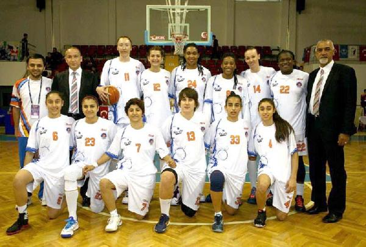 Mersin\'in Perileri Liderlik Peşinde