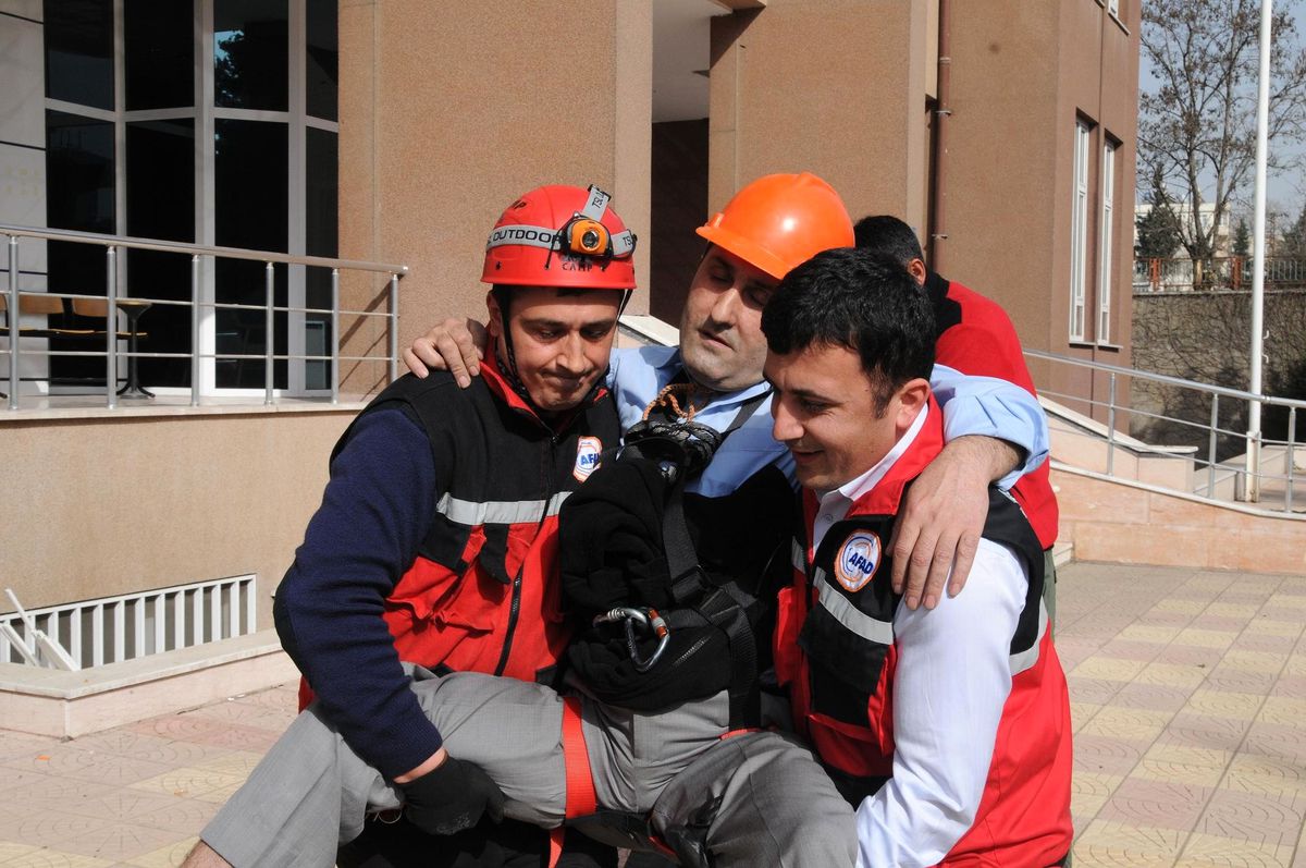 Milli Eğitimde Deprem Tatbikatı