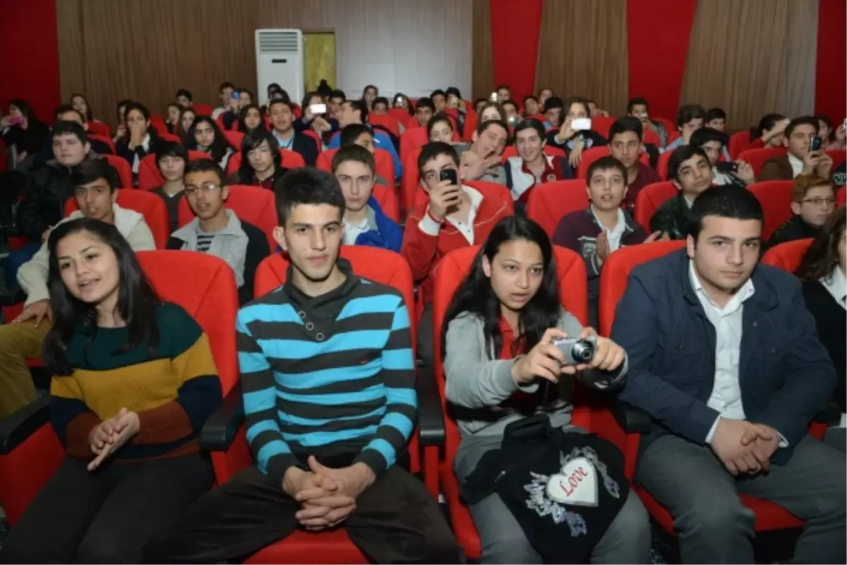 Mustafa Ceceli Öğrencilerle Buluştu