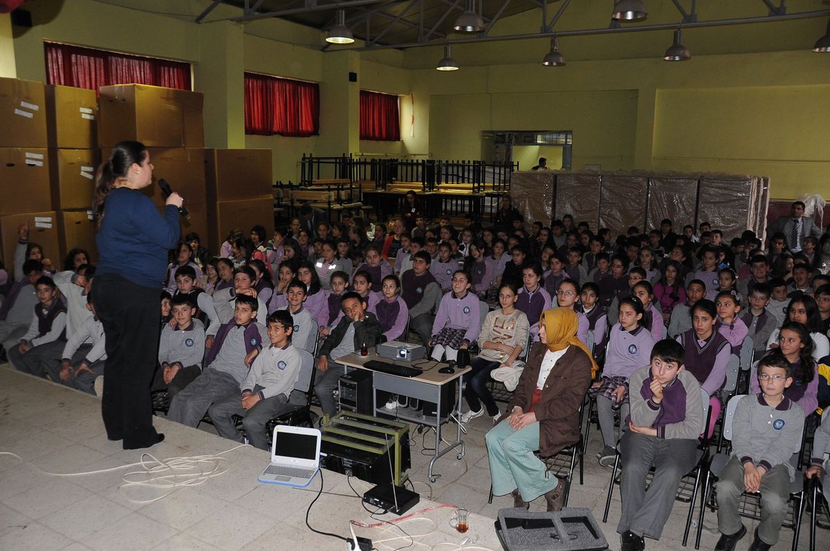 Öğrencilere Çevre ve Atık Semineri
