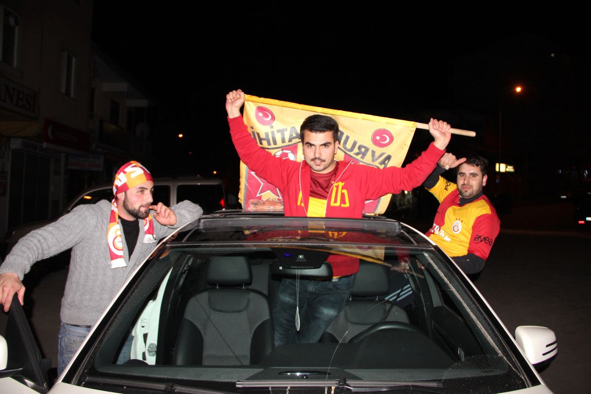 Oltu\'da Galatasaray Coşkusu