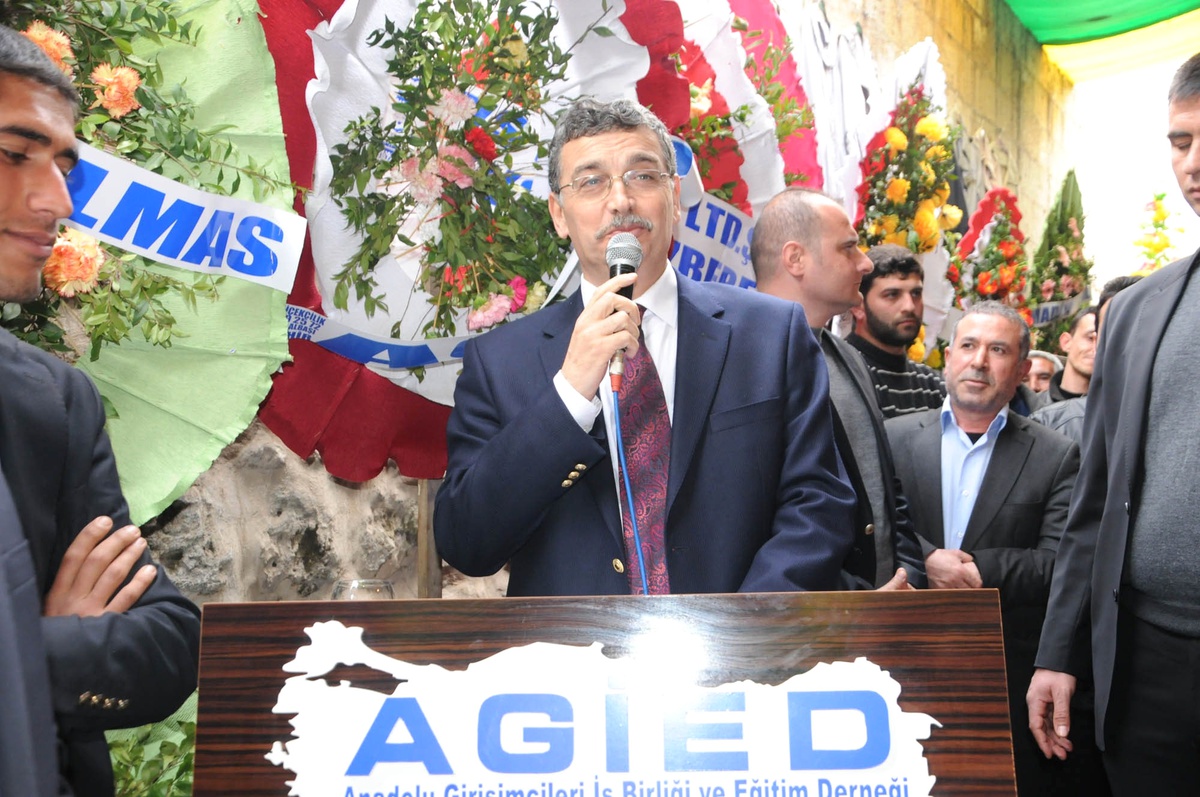 Şanlıurfa Valisi Güvenç\'ten Şanlıurfaspor Değerlendirmesi