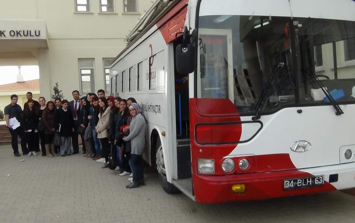 Türk Kızılay\'ı Naci Topçuoğlu Meslek Yüksekokulu\'nda