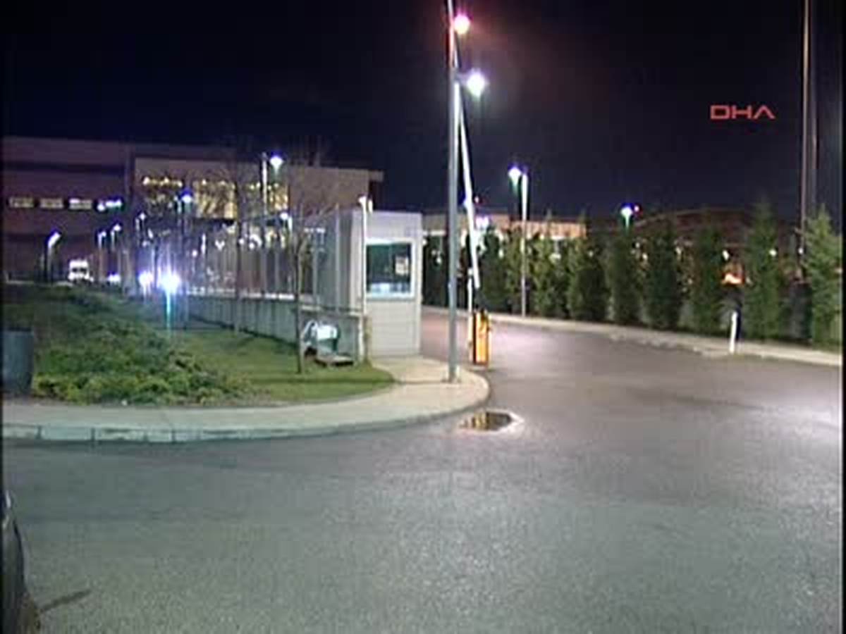 Yeniden Başbakan Erdoğan, İstanbul\'a Geldi