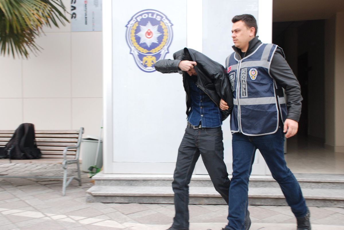 Akıllı Telefon Yerine Kol Saati Gönderdiler