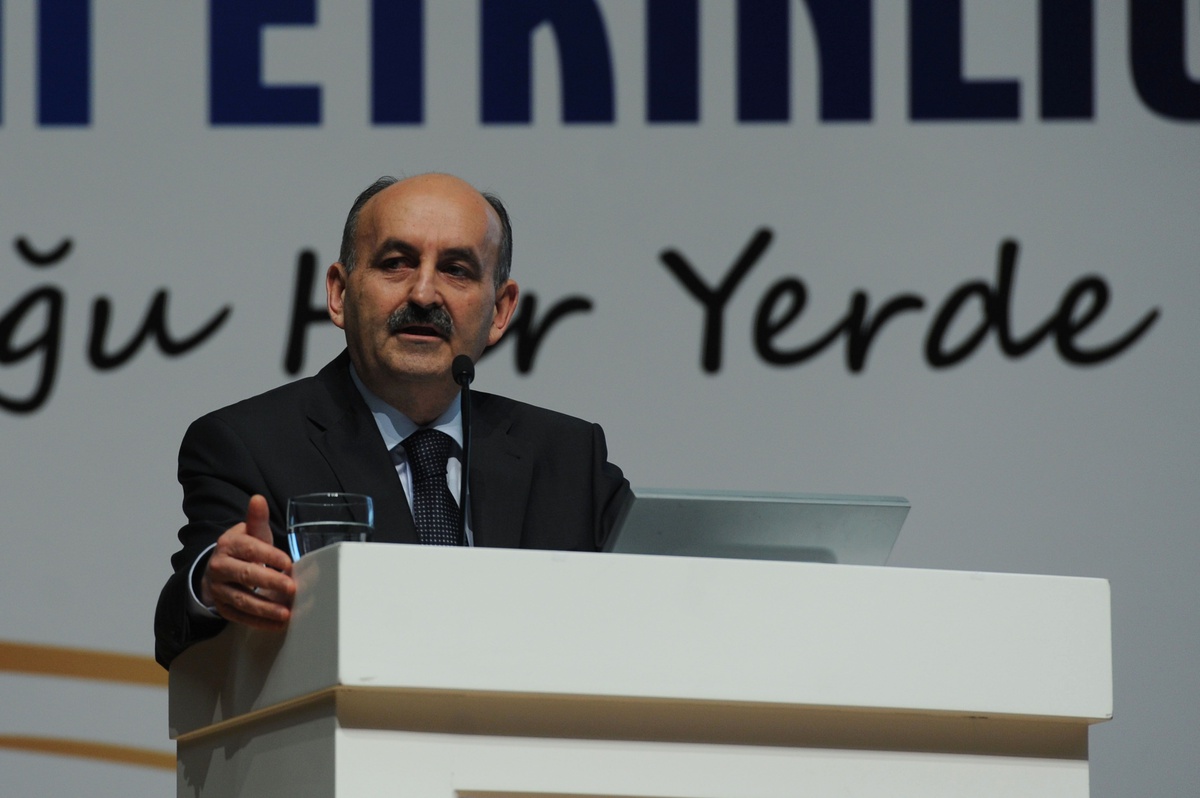 Bakan Müezzinoğlu: "Tam Günden Geri Adım Atmamız Söz Konusu Olmayacak"