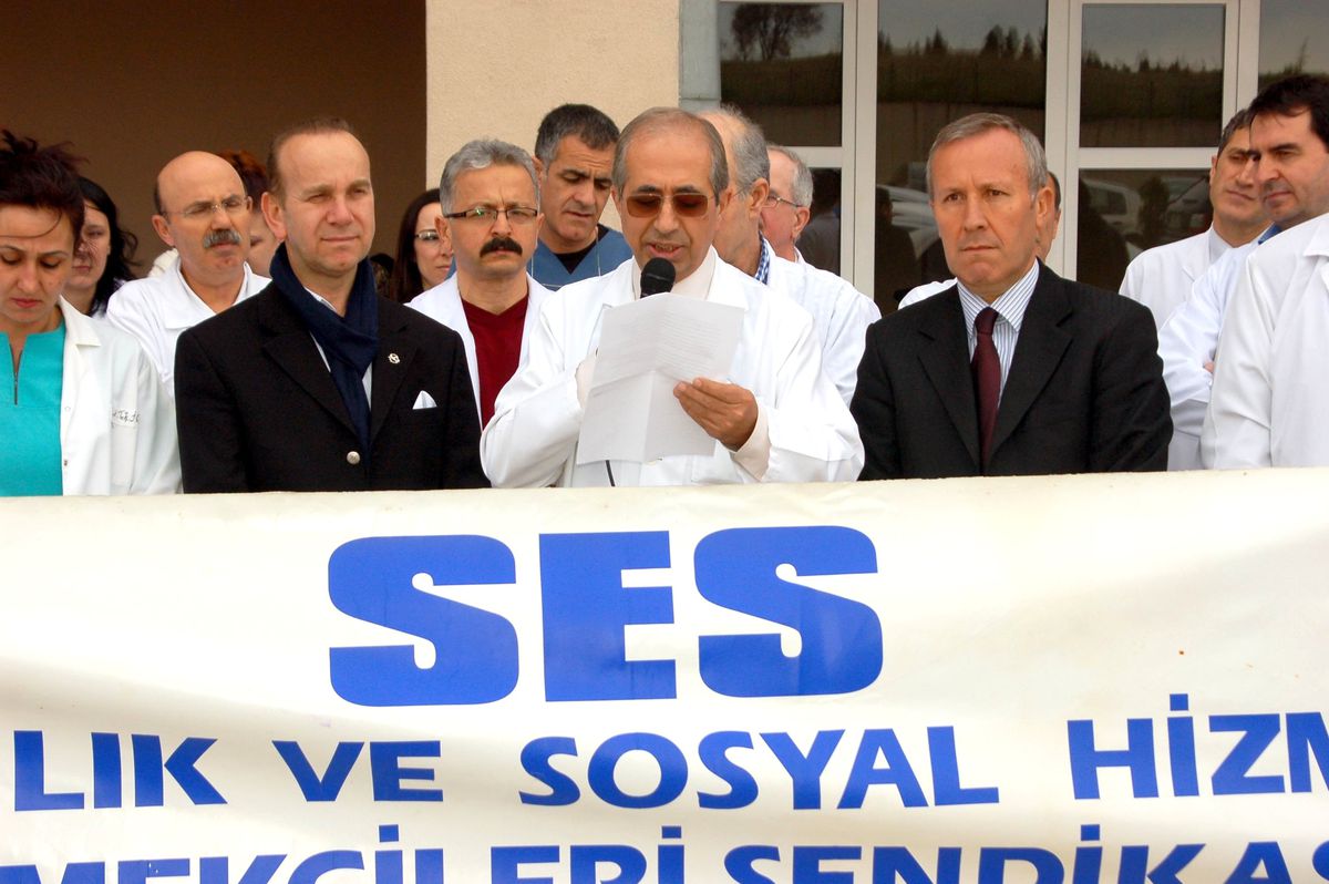 Bandırma\'da 14 Mart Tıp Bayramı Kutlamaları