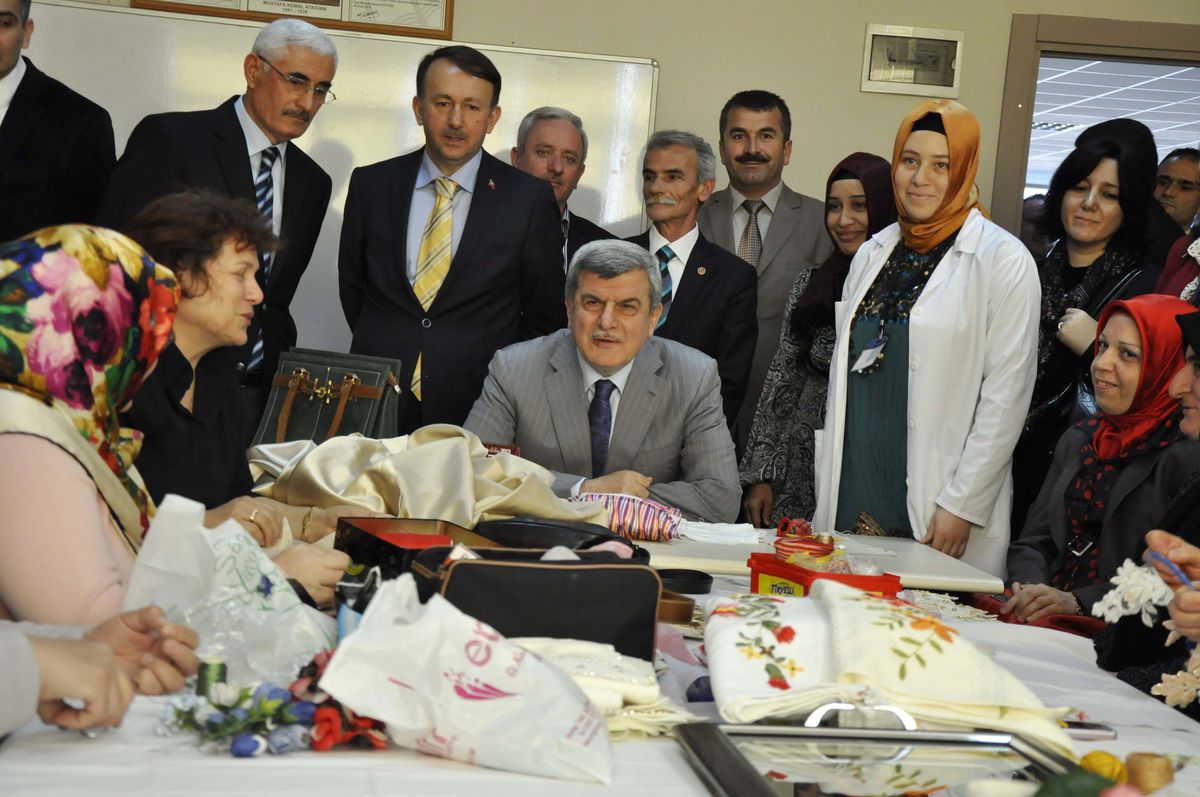 Başkandan Ko-Mek Kursiyerlerine Ziyaret