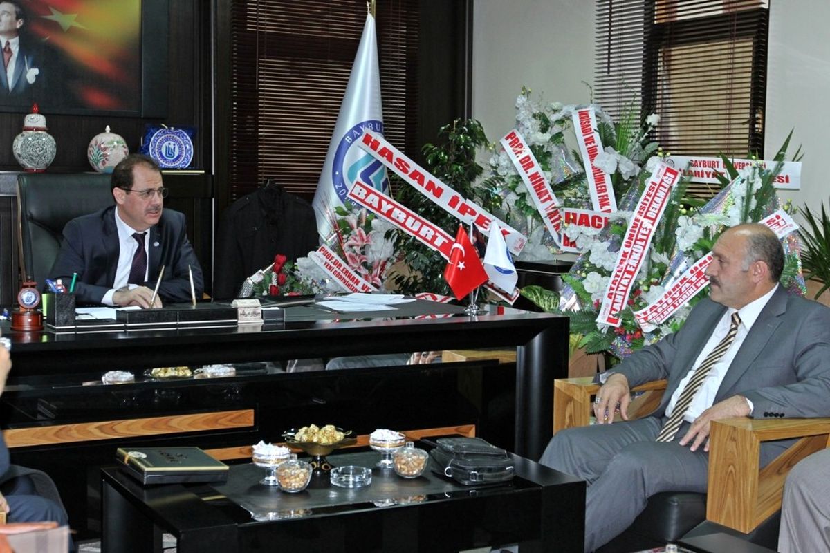 Belediye Başkanı Polat\'tan Rektör Coşkun\'a Ziyaret