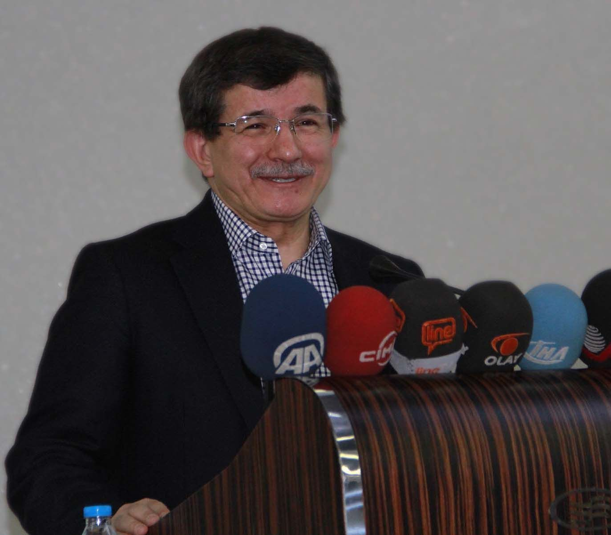 Davutloğu ve Kerry Ağırlıklı Olarak Suriye\'yi Görüştü