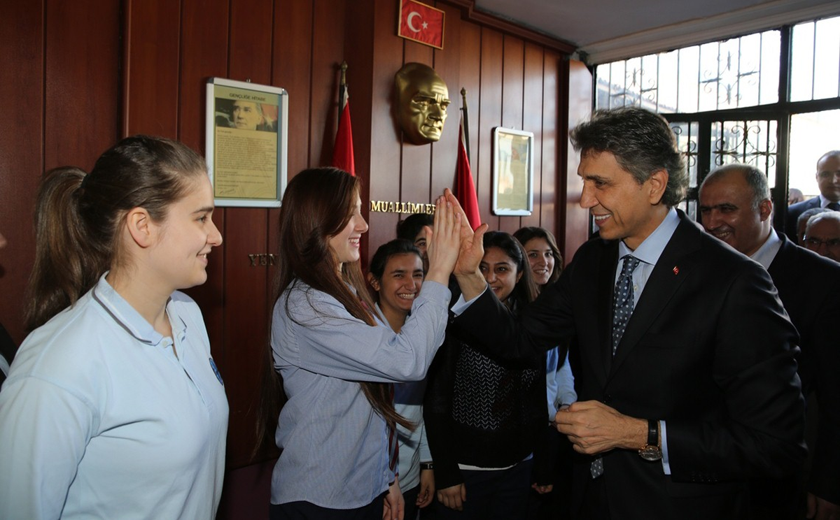 Demir: "Yüksek Not Tek Başına Başarı Getirmez"