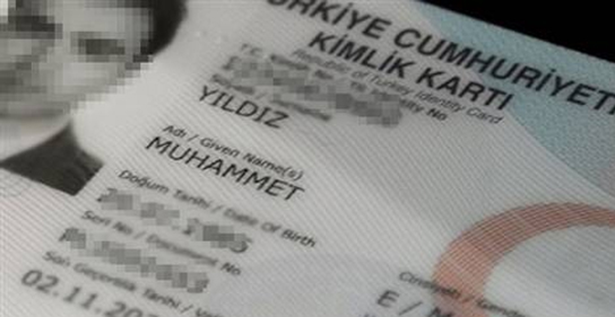 Kimlikler Değişecek!