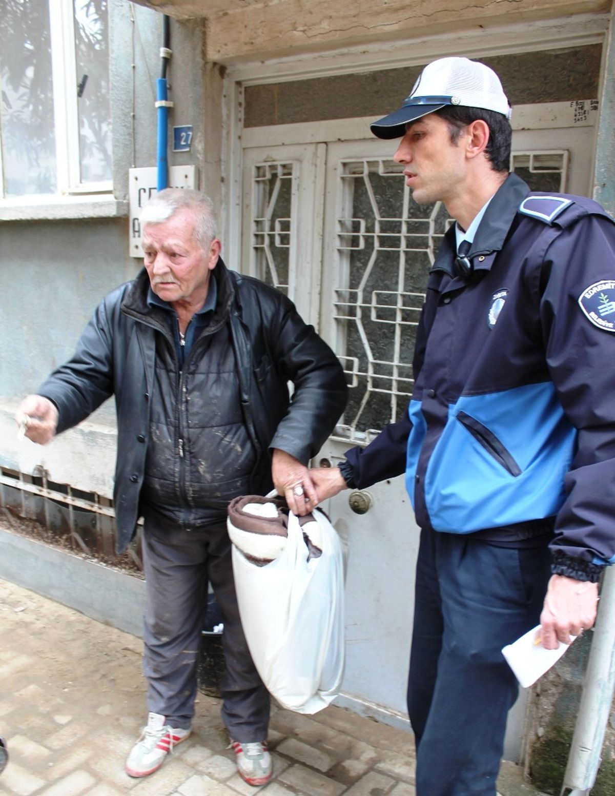 Edremit\'te Büyük Yardım Kampanyası Başlatıldı