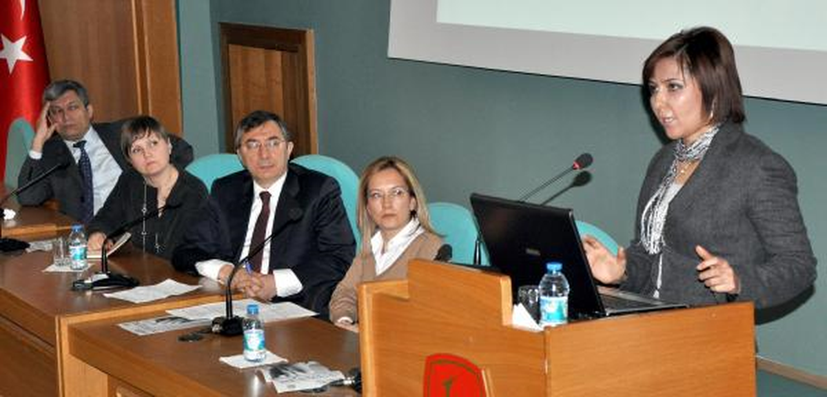 Hacettepe\'de Şiddet İçeren Hasta-Hakim İlişkileri Masaya Yatırıldı
