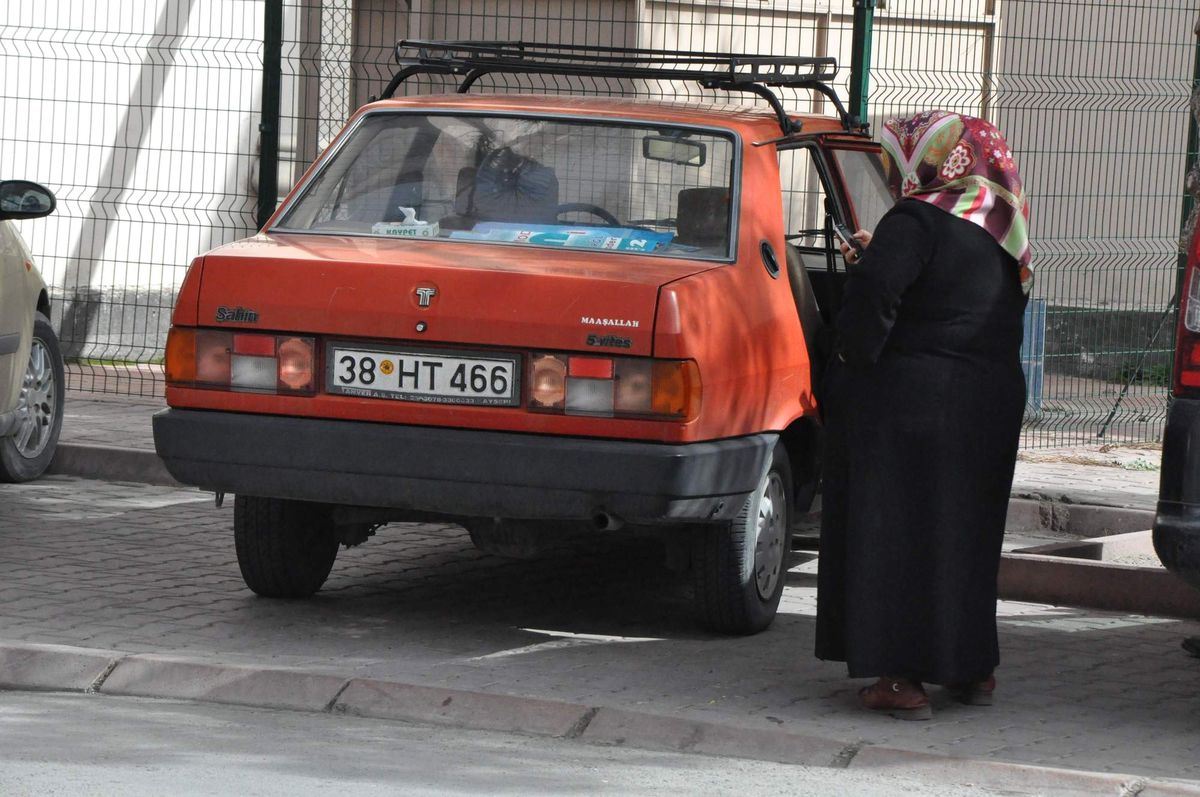 Hastanaye Geldi Soyuldu
