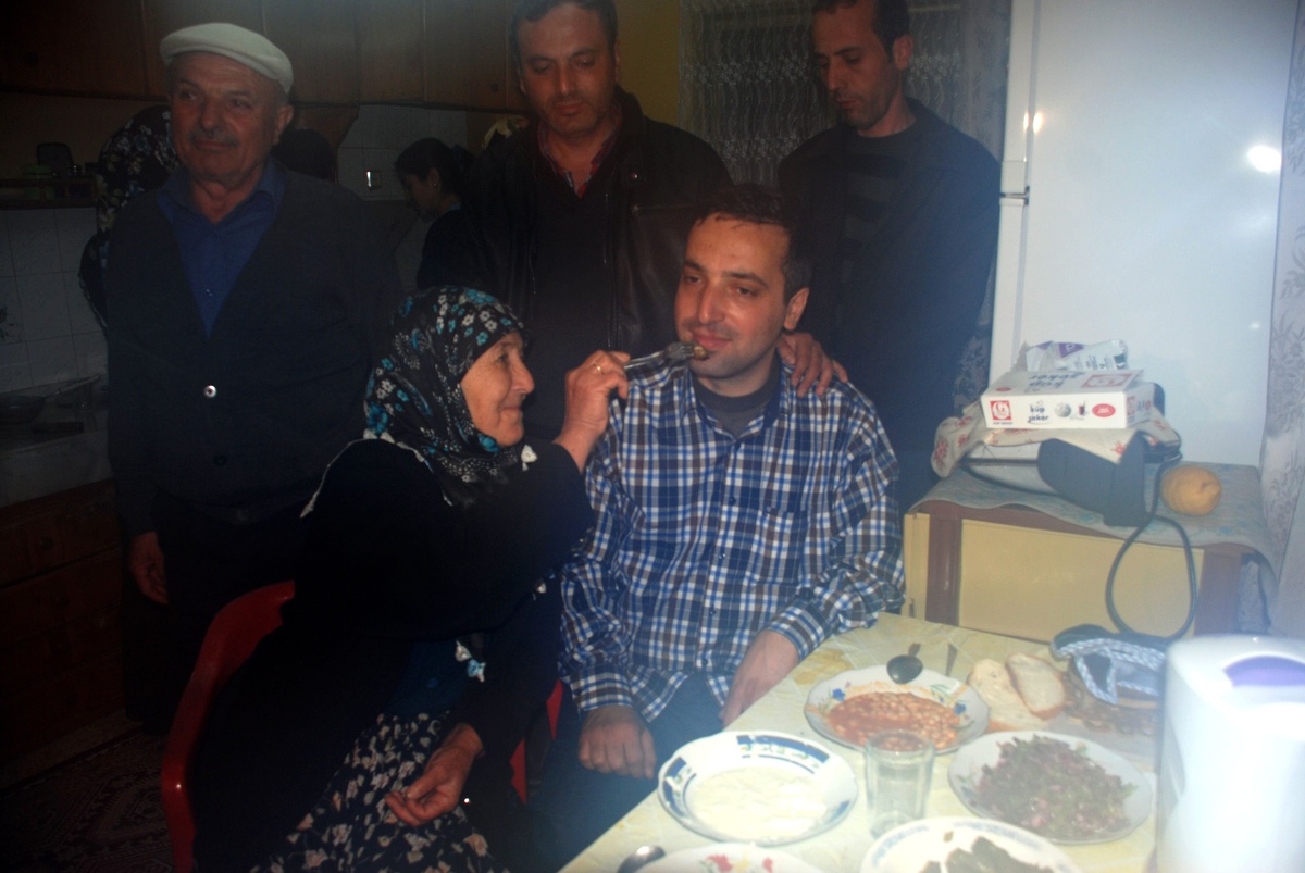 Kaçırılan Kamu Görevlilerinin Serbest Bırakılması