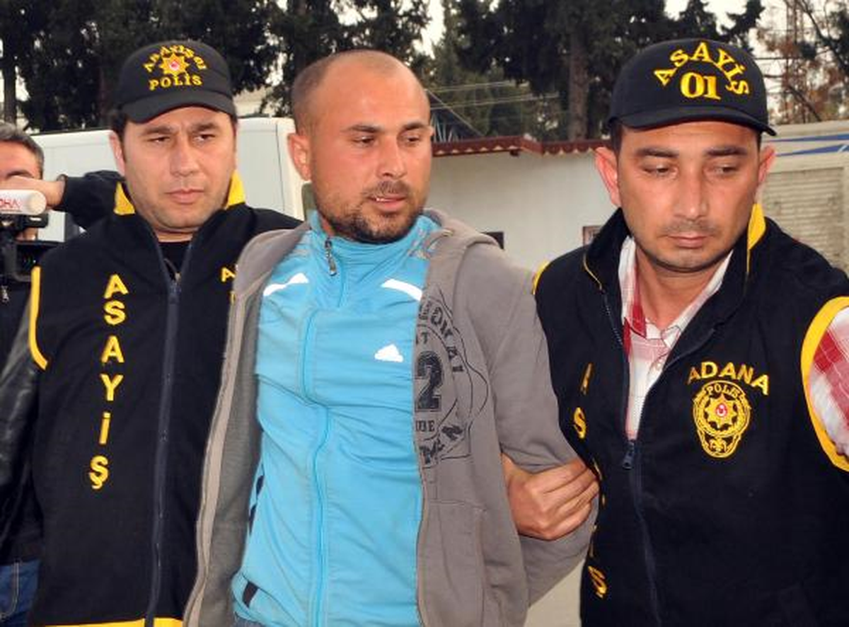 Karnını Doyuran Kadının 30 Bin Liralık Altınını Gasp Etti