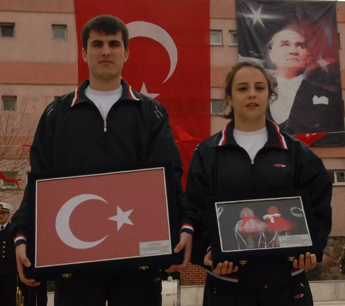 Kutsal Emanetler Yola Çıktı