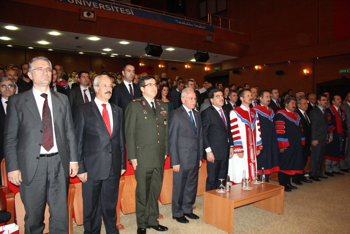 Mehmet Akif Ersoy Üniversitesi\'nin 7. Kuruluş Yıldönümü