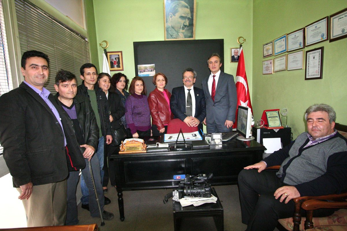 MHP Heyetinden Sakatlar Derneği\'ne Ziyaret