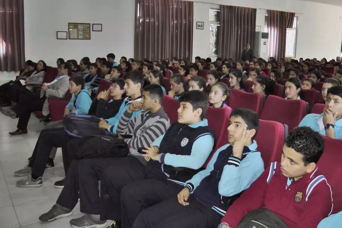 Öğrencilerin Sınav Kaygısı Yaşamamaları İçin Bilgilendirme Yapıldı
