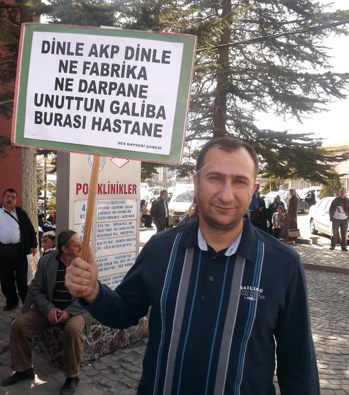 Sağlık Çalışanları: Hükümet Mesleği Değersizleştirdi