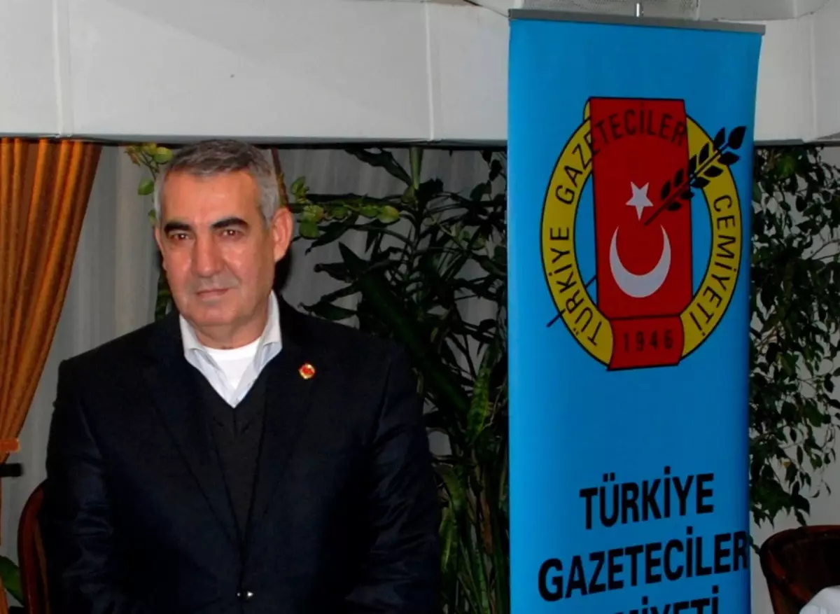 Sait Yanık Türkiye Gazeteciler Cemiyeti'nin Kırşehir İl Temsilcisi Oldu