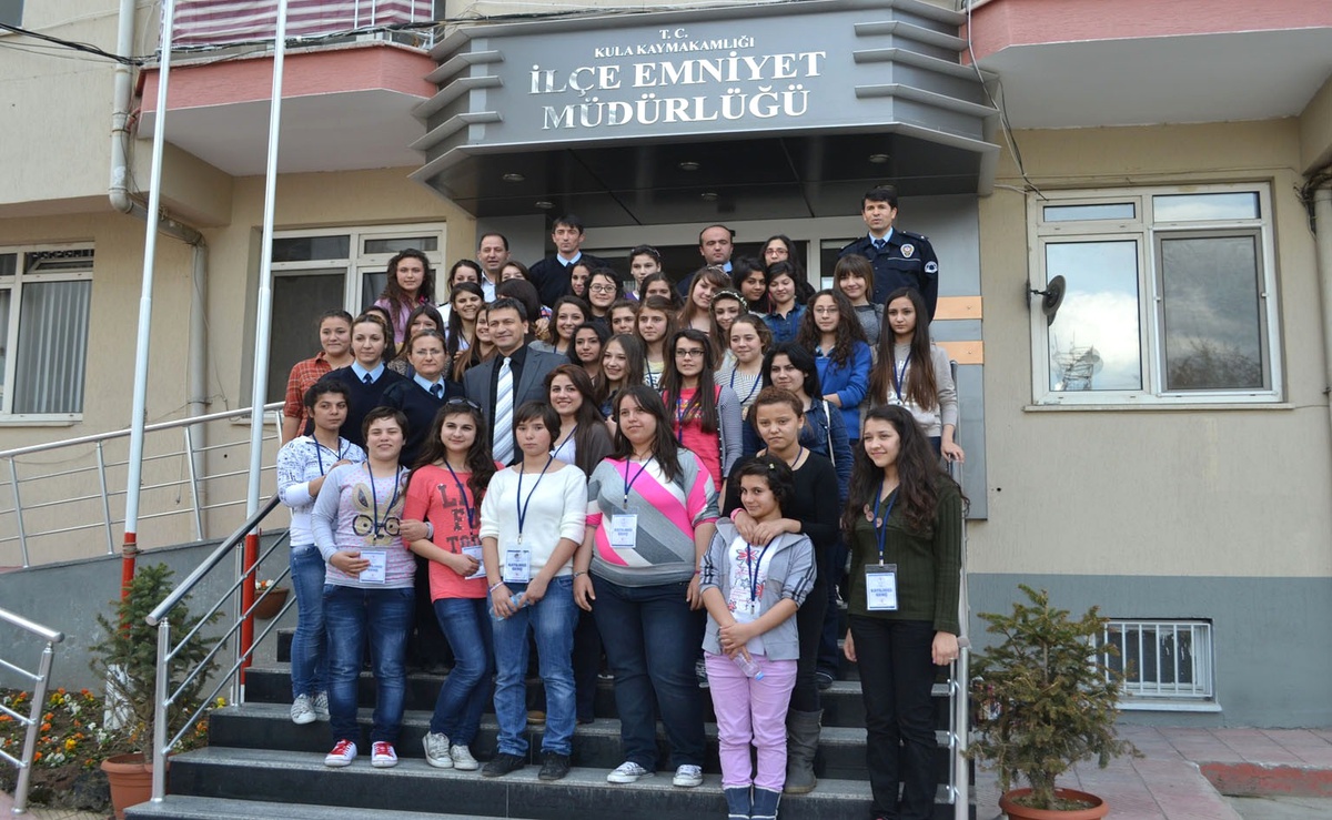 Saruhanlı\'dan Gelen 40 Öğrenci, Kula\'yı Gezdi