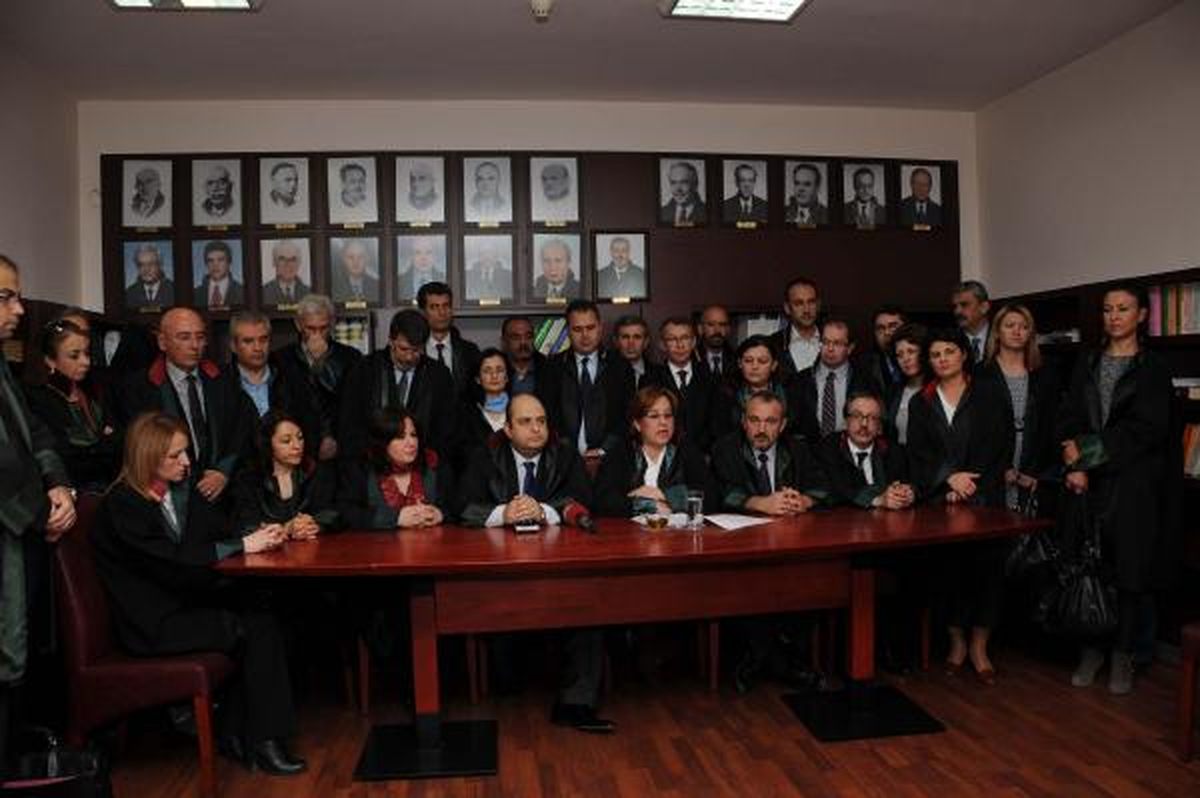 Silivri Duruşmasındaki Arbedeye Kınama