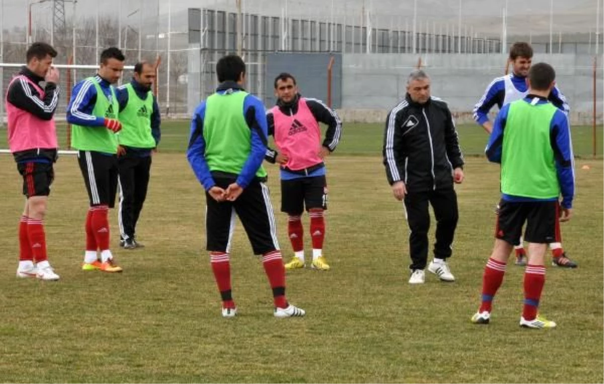Sivasspor\'da, Akhisar Belediyespor Maçı Hazırlıkları