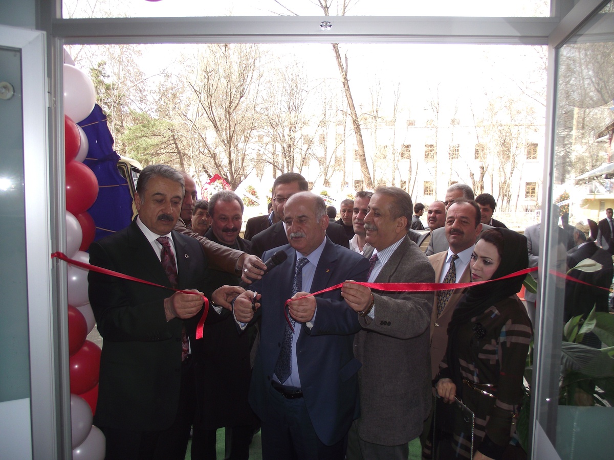Spor Camiası ve Yetkililer Lokanta Açılışnda Buluştu