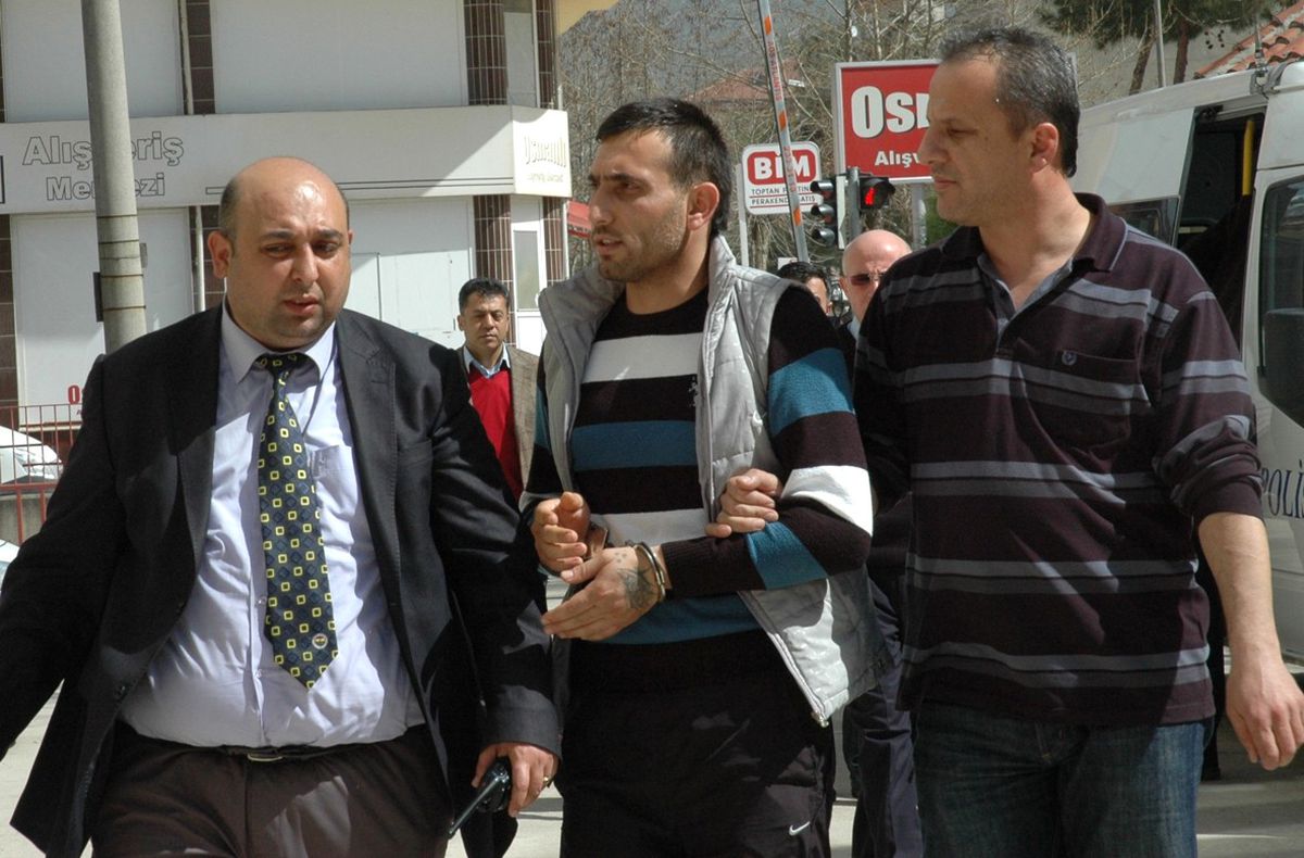 Tekel Büfesini Soyan Şahıs Tutuklandı
