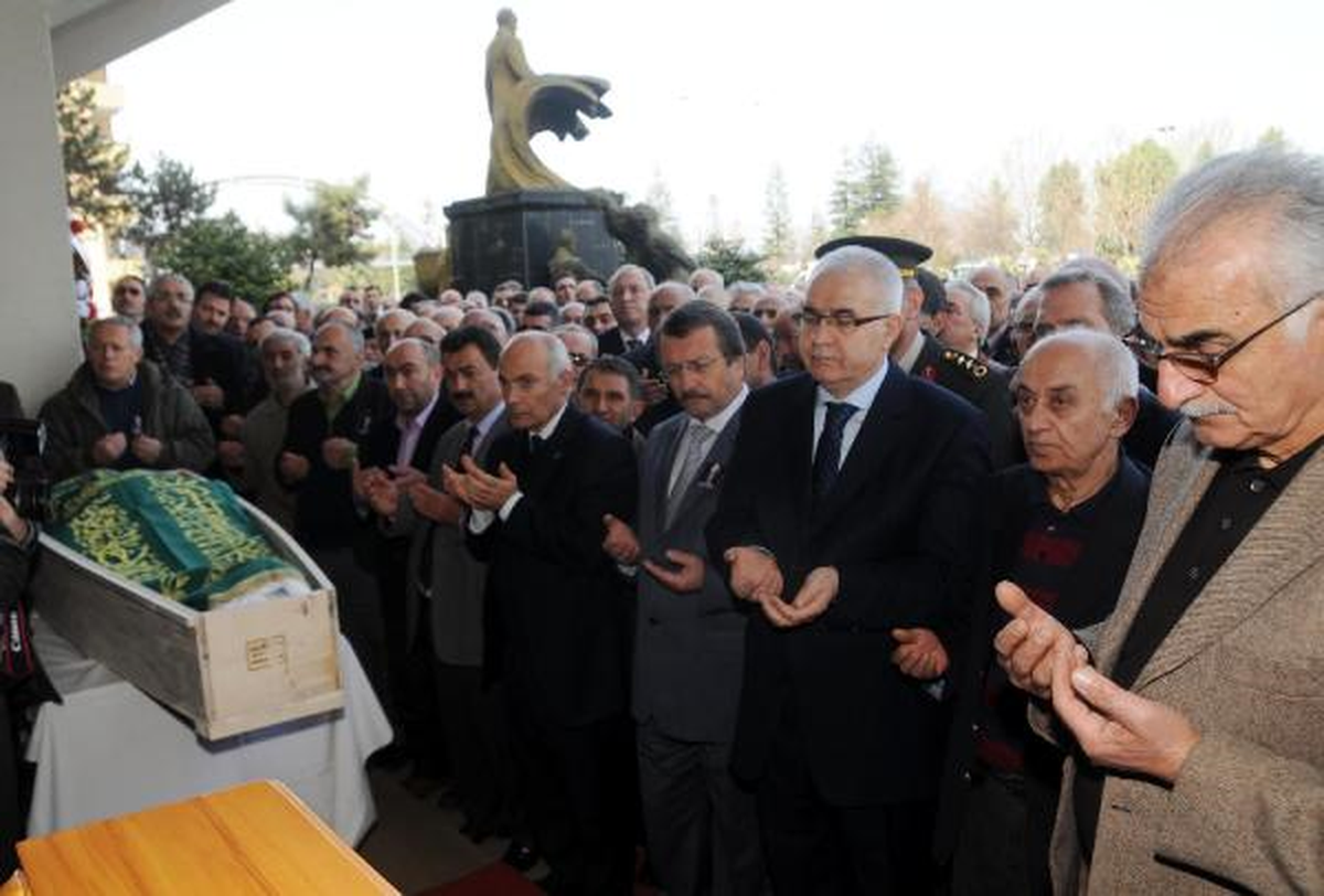 Çaykur Eski Genel Müdürü İçin Tören Düzenlendi