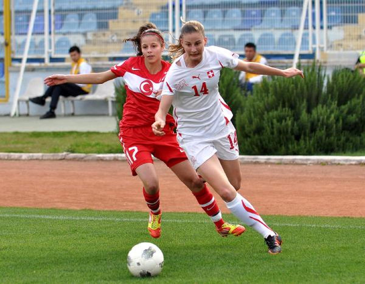 Türkiye U-17 Kadın Milli Takımı - İsviçre: 1-2