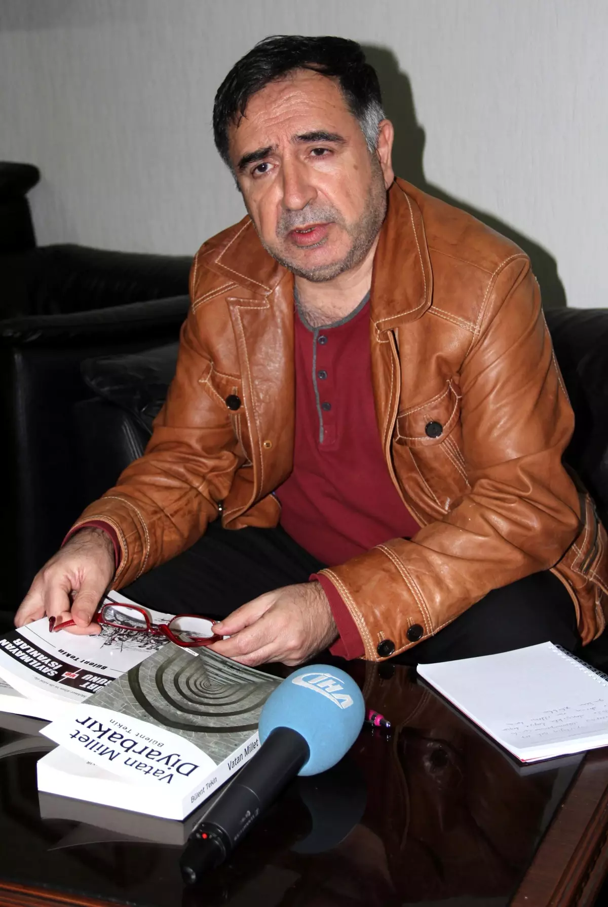 Yazar Bülent Tekin\'den İki Yeni Kitap