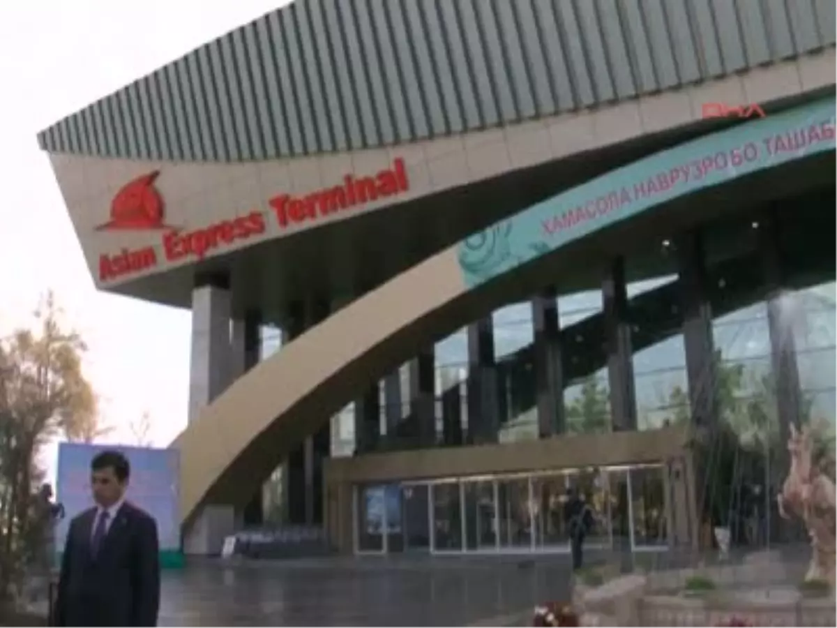 1 Haluk Ulusoy Tacikistan\'da Ülkenin İlk Otobüs Terminalini Açtı