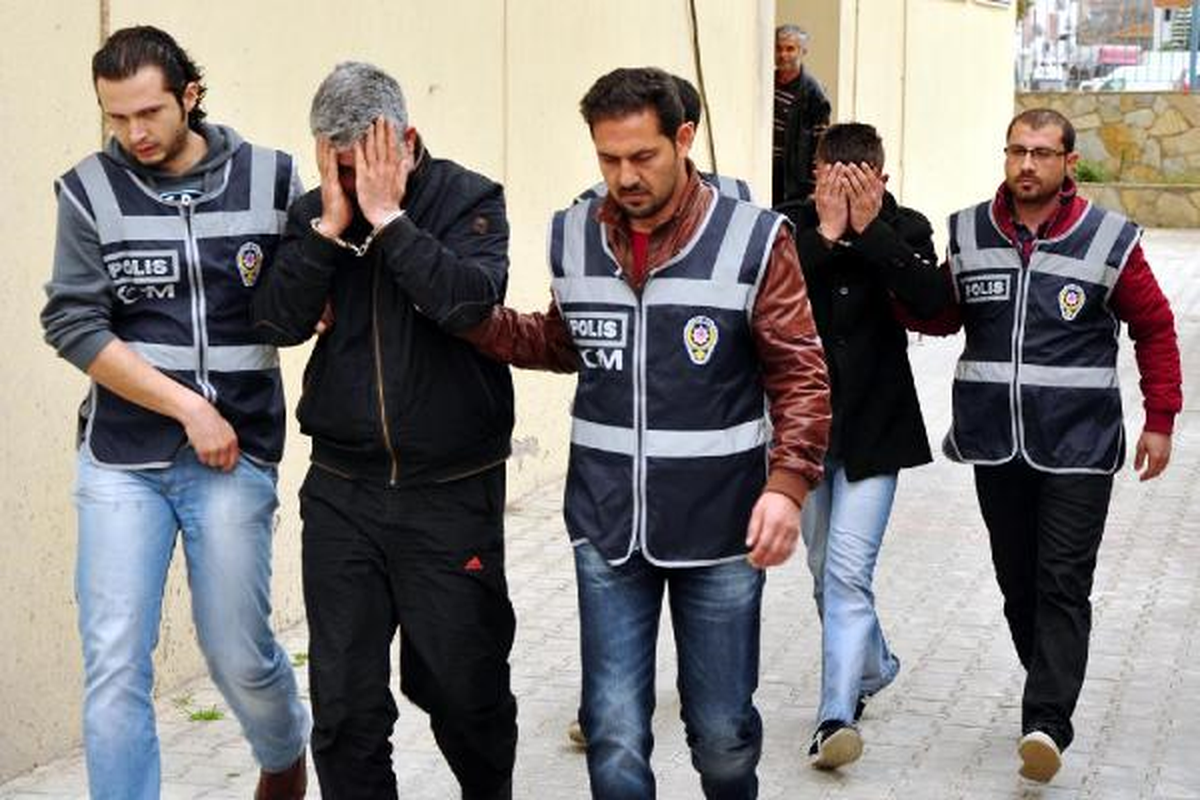 Alanya\'da 74 Kilo Esrar Ele Geçirildi